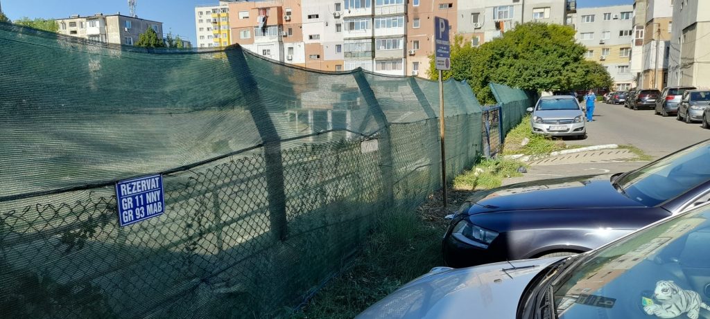 Apa Service Giurgiu a demarat lucrările pentru împrejmuirea bazinului de retenție din cartierul Tineretului